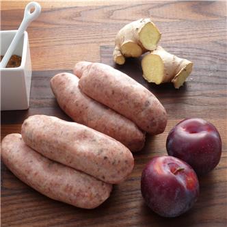 Pork, plum & ginger sausages. 6/pack. min 400g